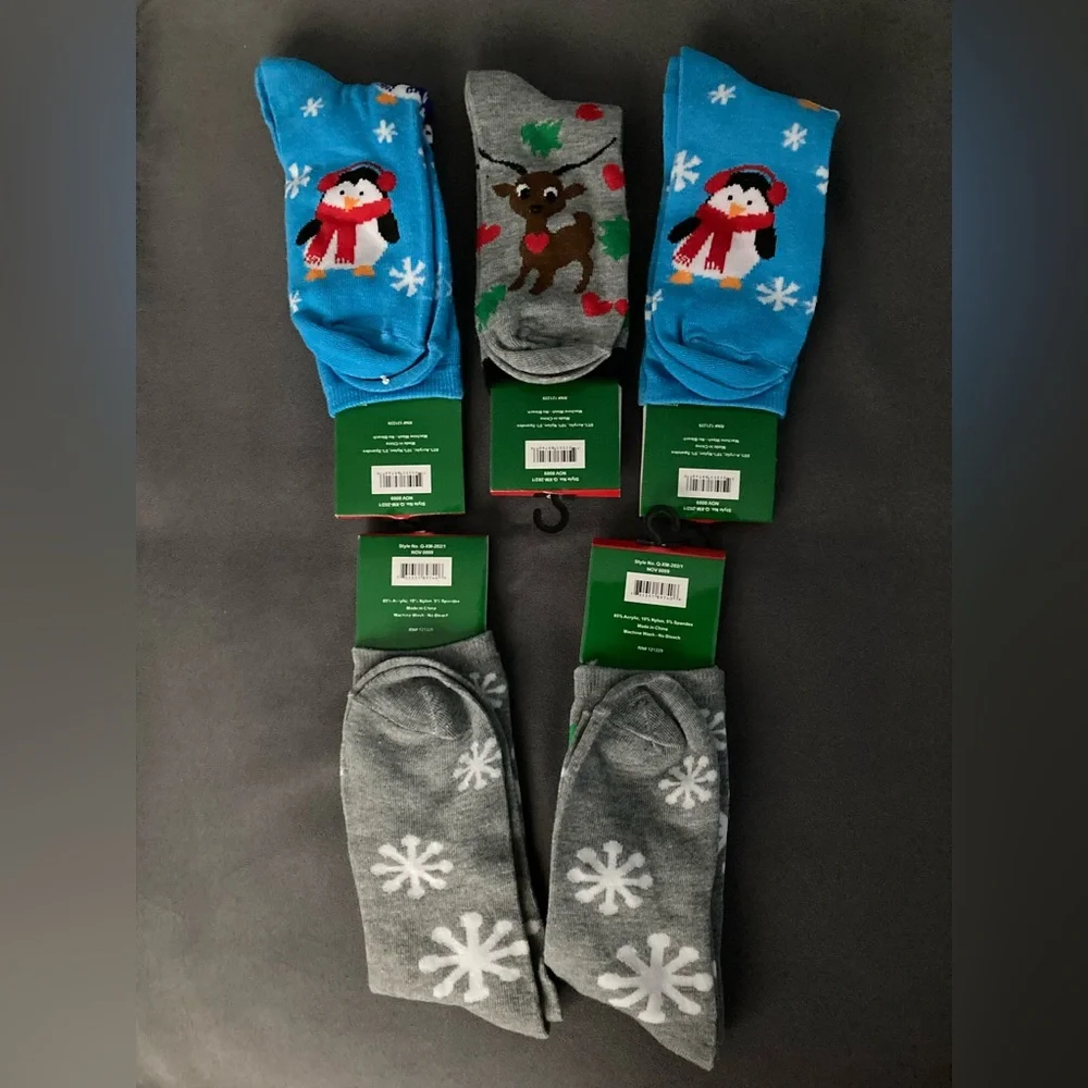5prs Christmas socks stocking stuffers! NWT